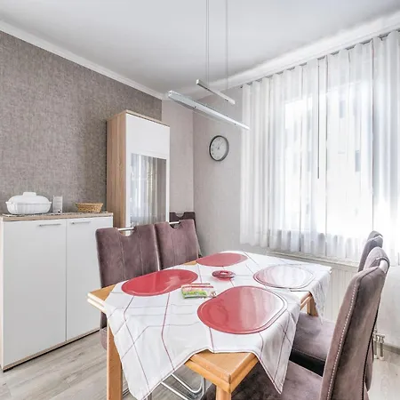 Modern Apartment In Schwalefeld With Garden