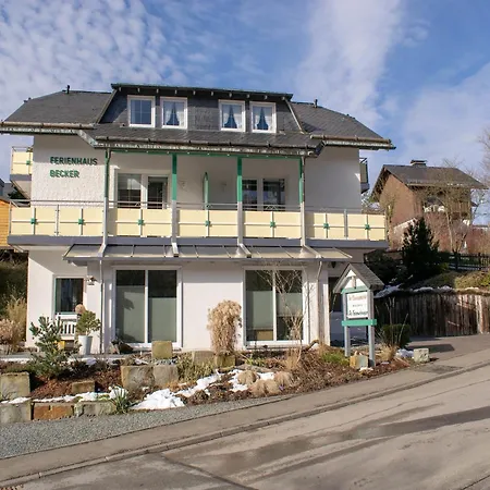 아파트 Modern In Schwalefeld With Garden