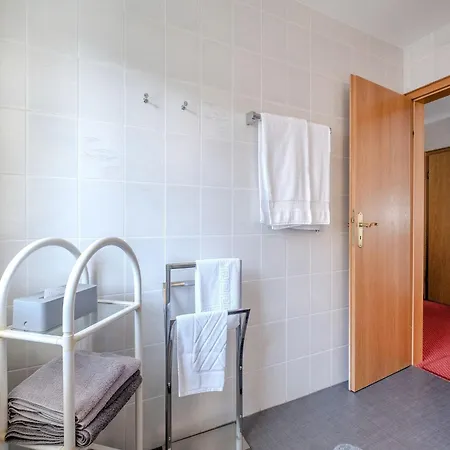 Modern Apartment In Schwalefeld With Garden Apartment