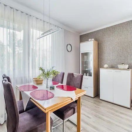Apartment Modern In Schwalefeld With Garden