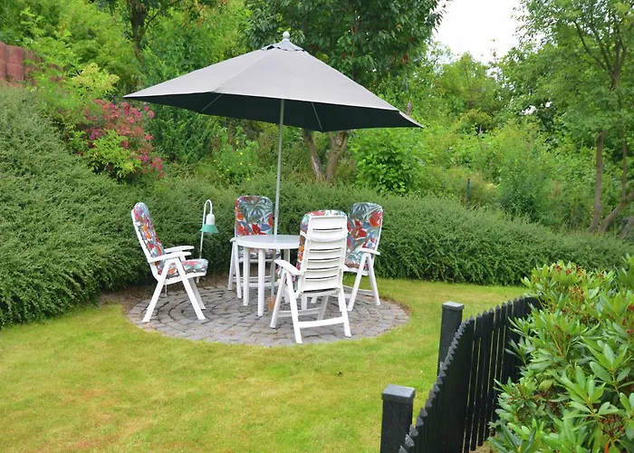 Modern In Schwalefeld With Garden Appartement