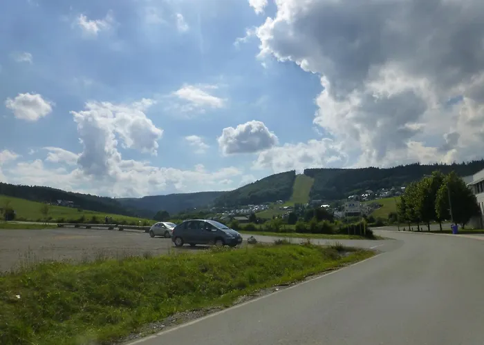 Appartement Modern In Schwalefeld With Garden