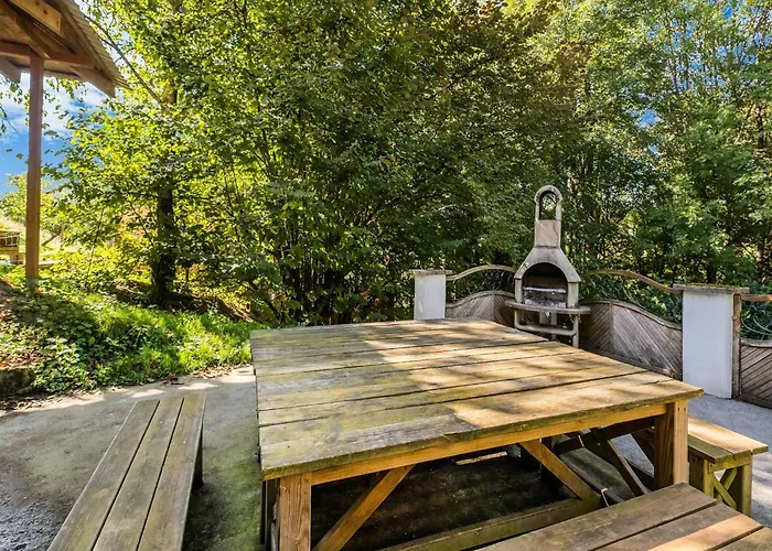 Modern Apartment In Schwalefeld With Garden