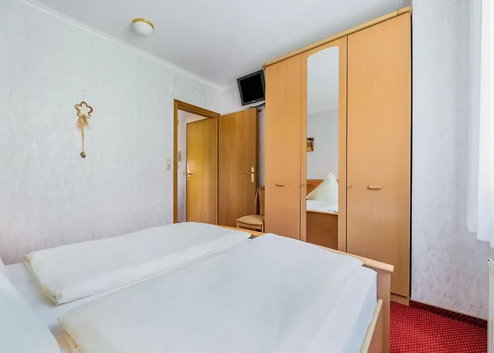 Modern In Schwalefeld With Garden Appartement *